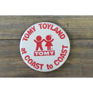 Tomy Toyland Pin Coast Promo Toy Gear USA Vintage